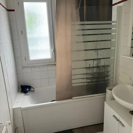 아파트 F2 Meuble
